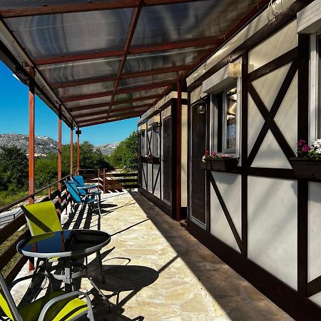 Glamping Lovcen Villa Njegusi Exterior foto
